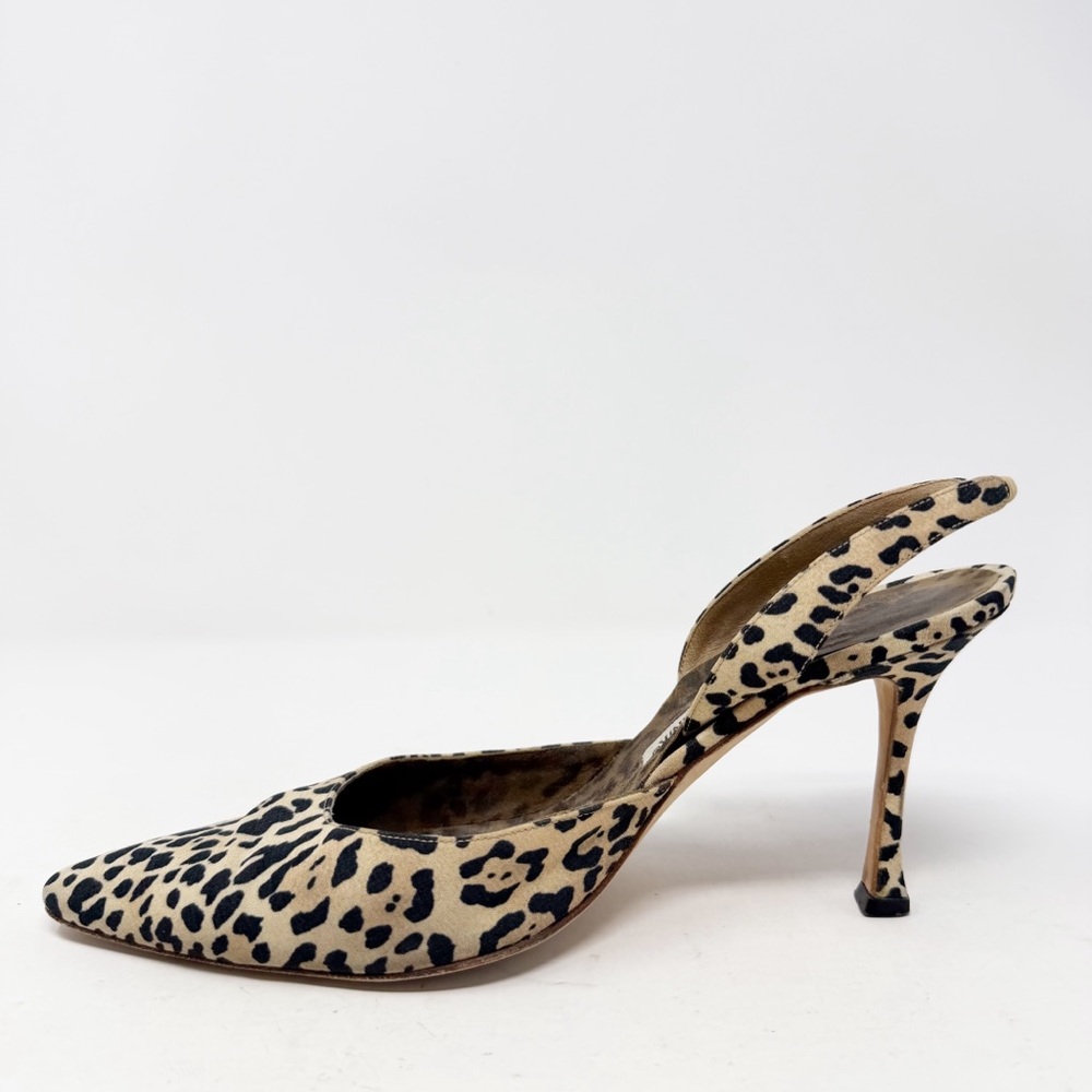 Manolo Blahnik Carolyne Leopard Print Canvas Slingback Heels Womens Size EU 38.5 - Picture 5 of 9